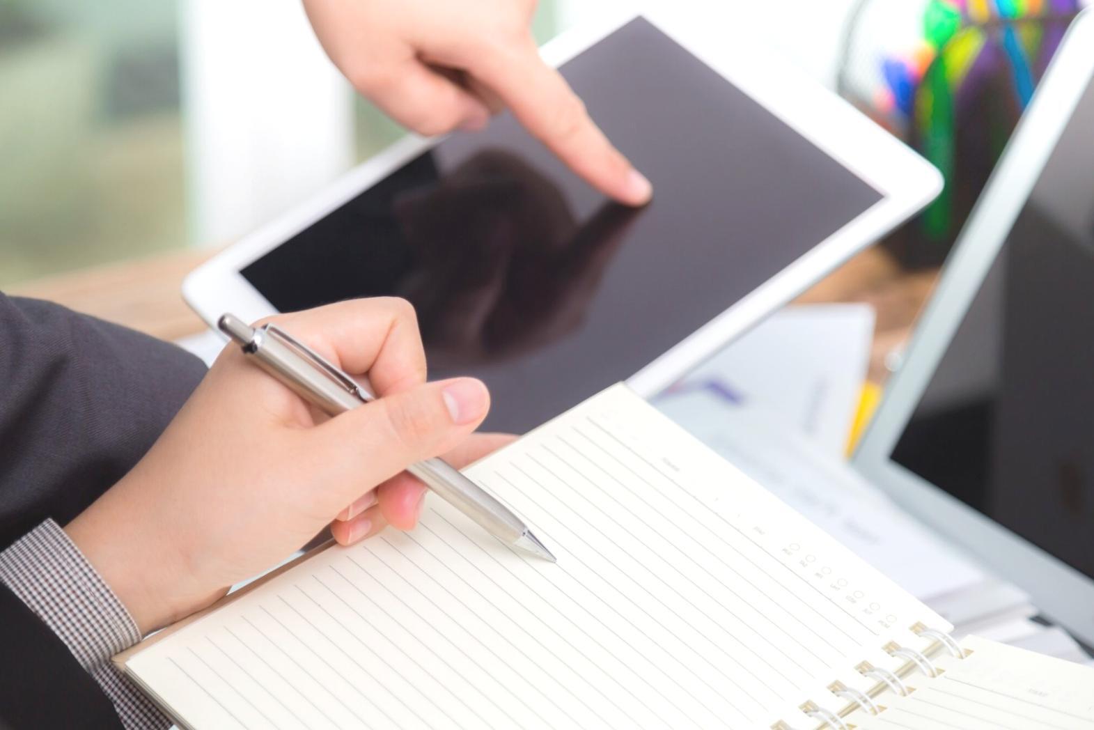 Follow-up Beratungsgespräch im Büro